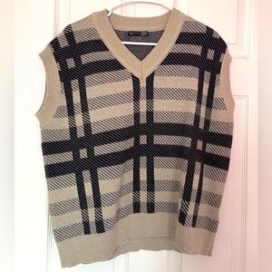DAZY Oversized Women’s Plaid Sweater Vest